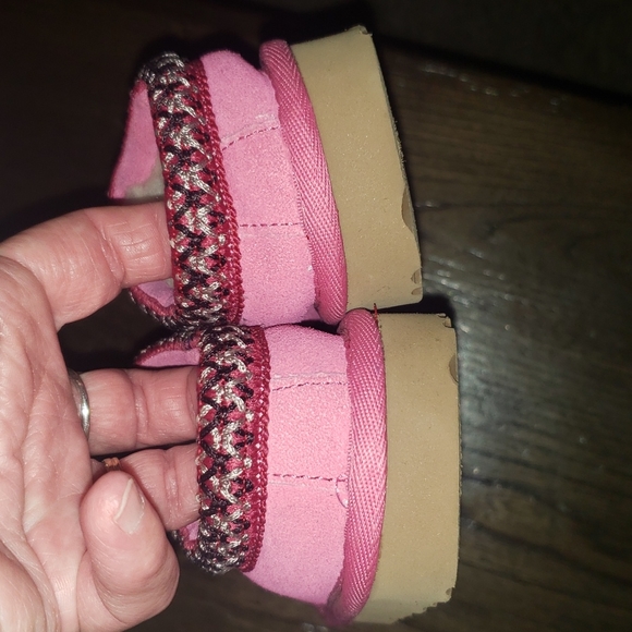 New UGG Pink Kids' Tasman II Slippers Size 7.5 - Picture 11 of 16